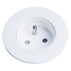 ARIC Prise Blanche 2P+T A Encastrer - Pour Meuble